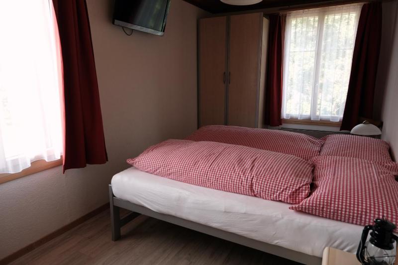Double Room with Shared Bathroom image 1