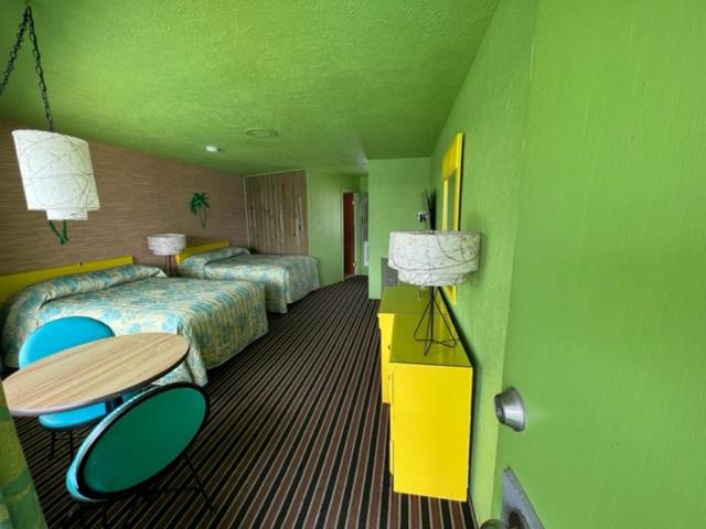 Deluxe Double Room image 1