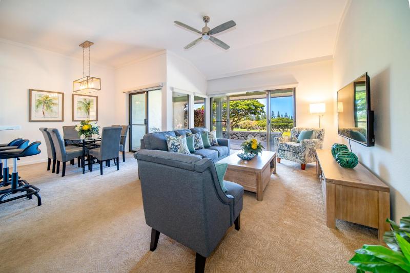 Unit 16P7 Golf Villa Fairway View 2 Bedroom image 2