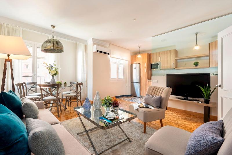 Two Bedroom Superior Apartment with city views image 1