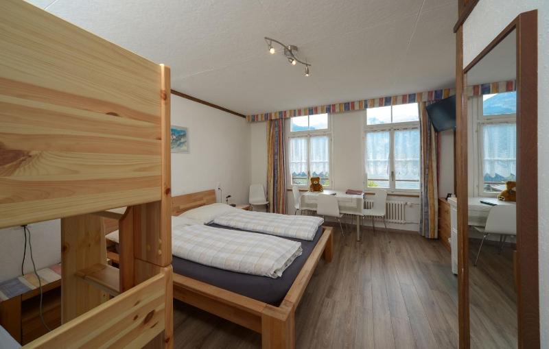 Quadruple Room image 2