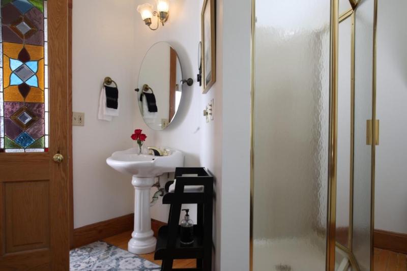 King Suite image 2