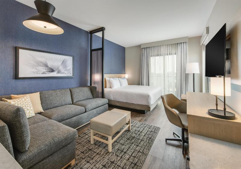 King Room with Sofa Bed and Balcony image 2
