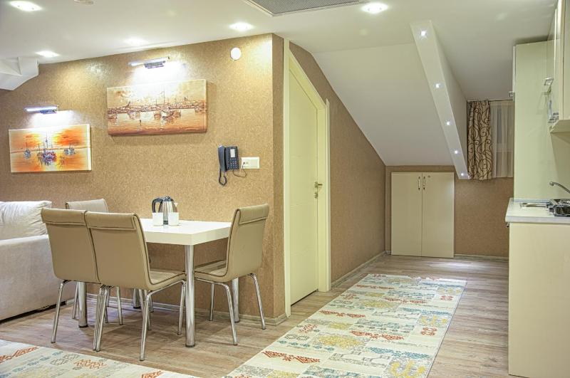 Superior Apartment image 4