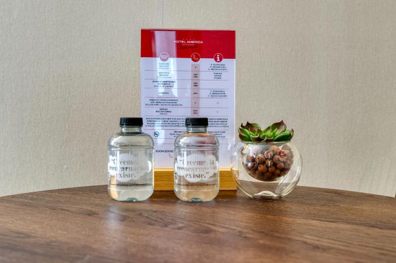 Quadruple Room image 3