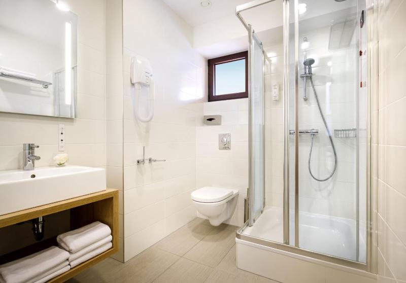 Room for 2+1 image 2