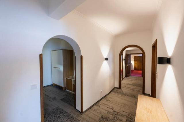 Family Room image 4