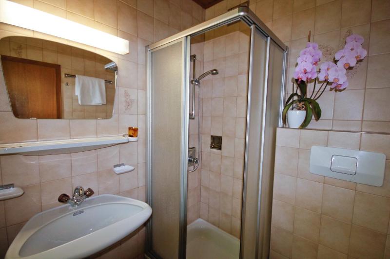 Standard Double Room image 4