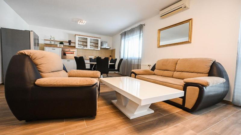Holiday Home Urbana with pool - image 2