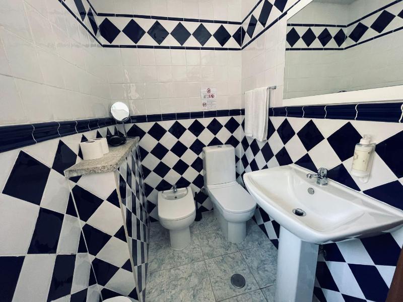 Two-Bedroom Apartment (4 Adults) image 4