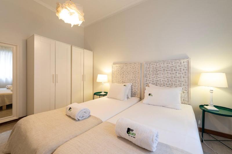 BmyGuest - Santa Catarina Downtown Apartment - image 2