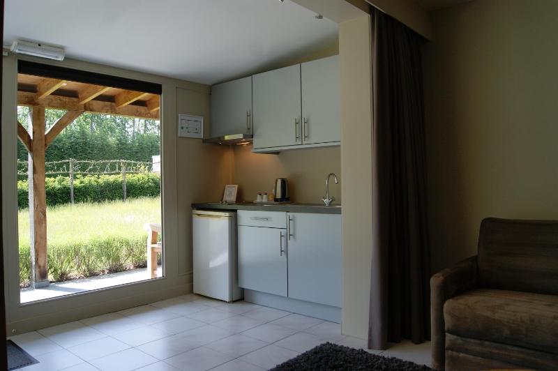 Large Double Room image 2