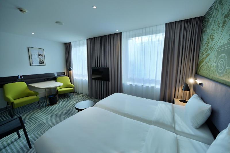 Double Room with Extra Child Bed image 3