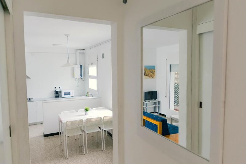 Studio Apartment image 2