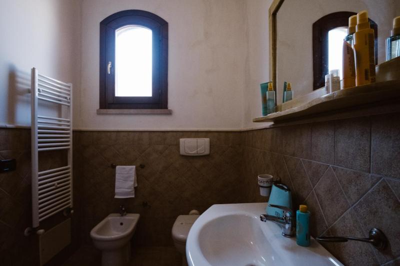 Double Room with Patio image 3