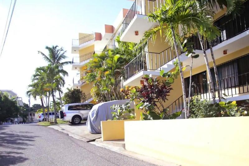 Ocean view one bedroom Trade Winds - image 7