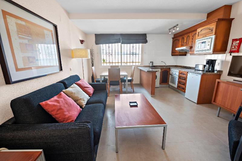 Classic Junior Suite image 3
