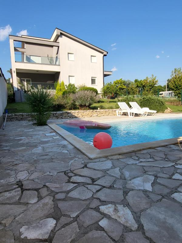 Holiday Home image 3