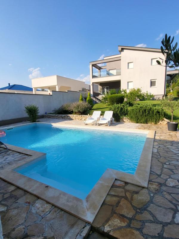 Holiday Home image 2