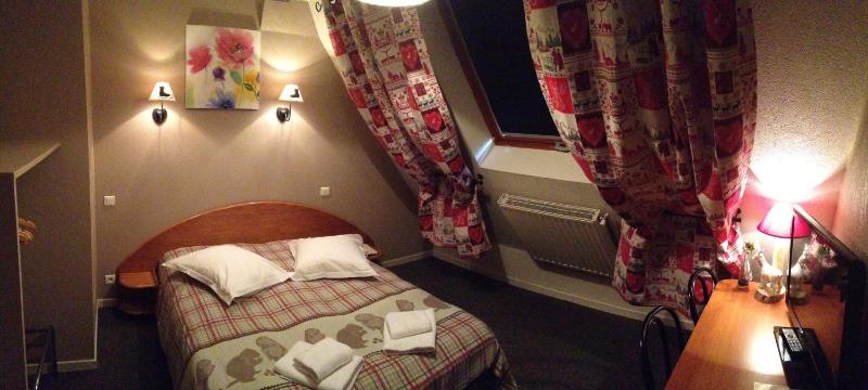 Budget Double Room image 4