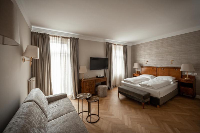 Junior Suite image 3