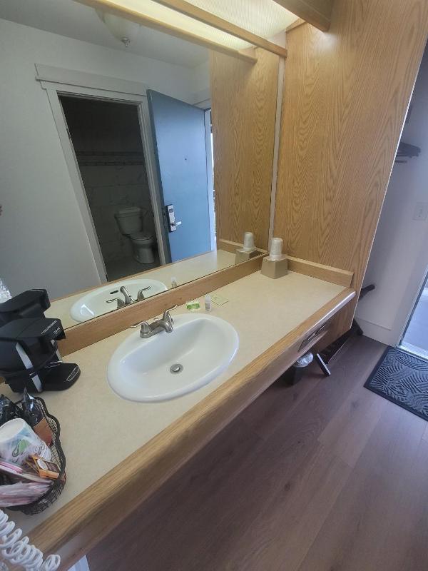 	Hotel Room with Dunes View - King Bed (Non Pet Friendly) image 3