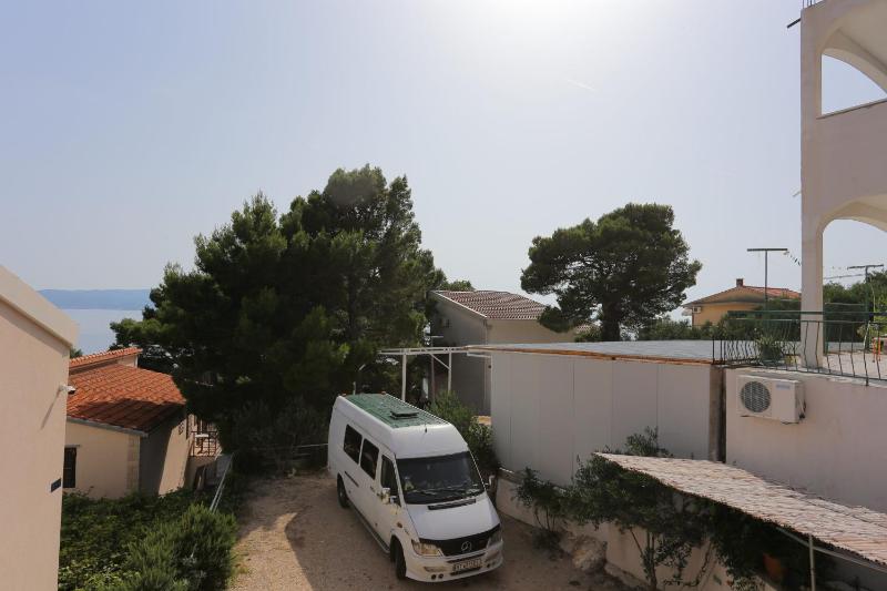Two-Bedroom Apartment with Terrace and Sea View image 3
