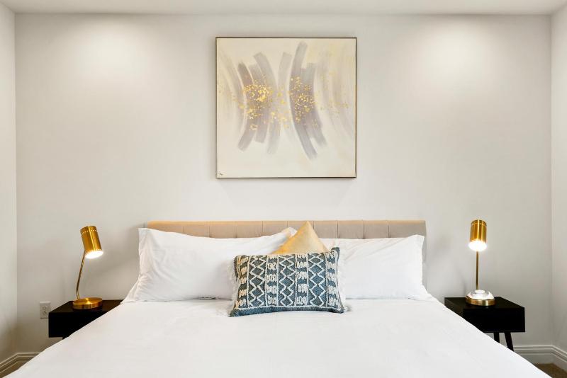 Two-Bedroom Apartment (Self Check-in with Virtual Front Desk) image 1