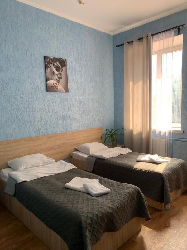 Budget Triple Room image 3