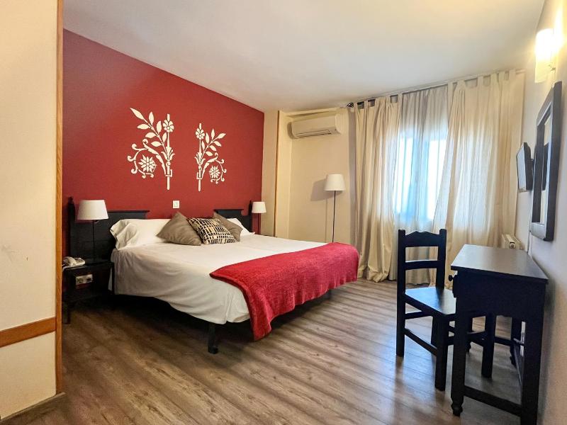 Single Room image 4