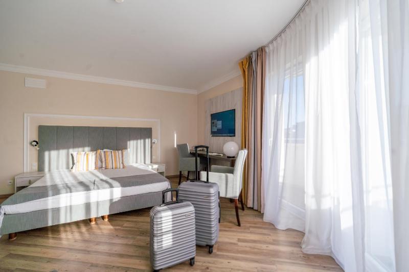 Family Double Room image 2