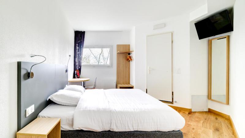 Special Offer - Double Room image 2