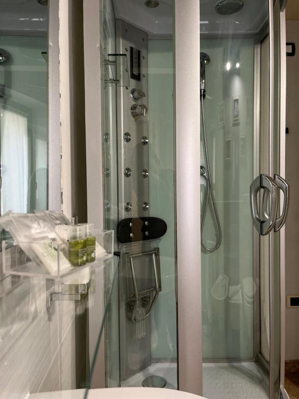 Superior Double Room image 4