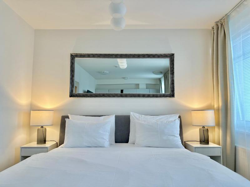 Studio Apartment image 1