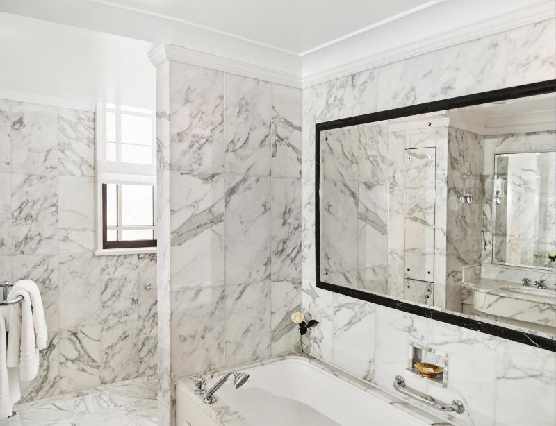 Superior Junior Suite image 4