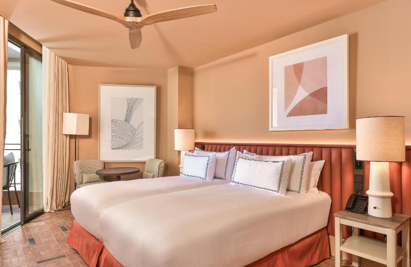 Double Room with Partial Sea View Supreme image 1