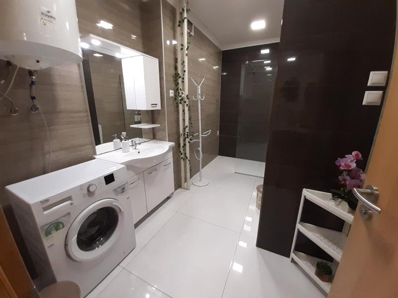 Madách Central Apartment - image 4