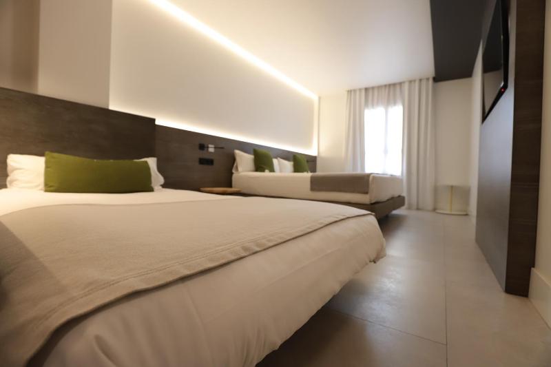 Junior Suite image 1