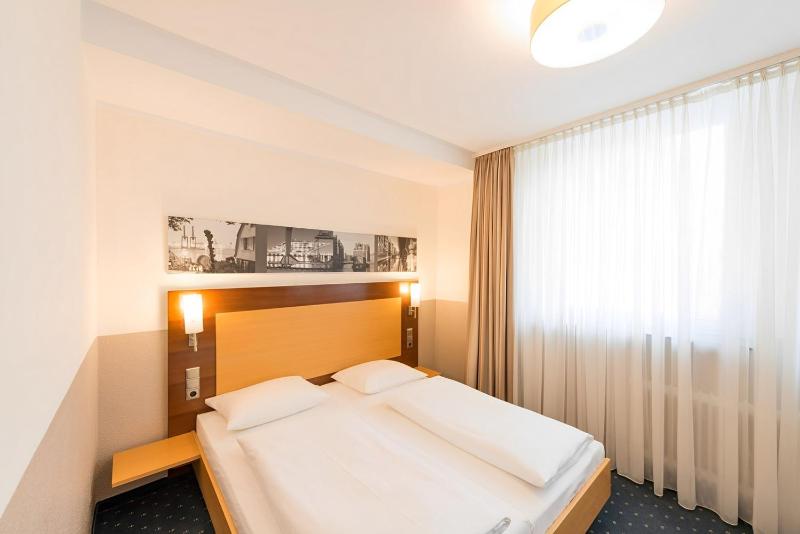 Superior Single Room image 3