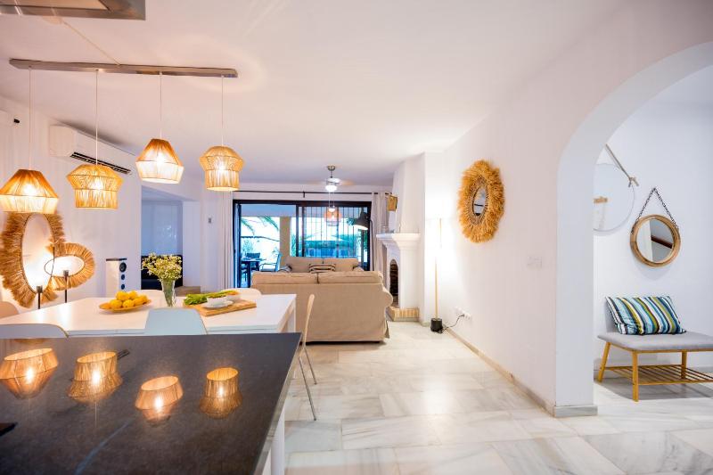 Typical beach house Las Chapas Playa with heated pool - image 8