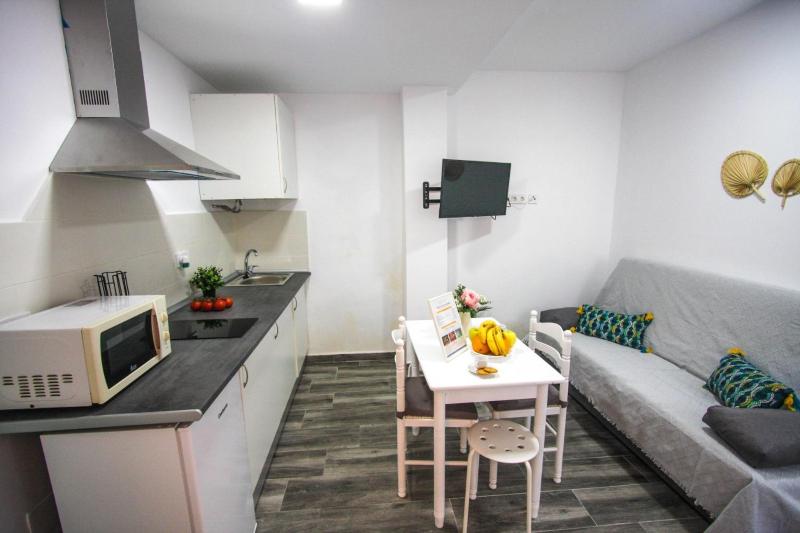 Apartamento Alboran en el centro de Nerja - image 15