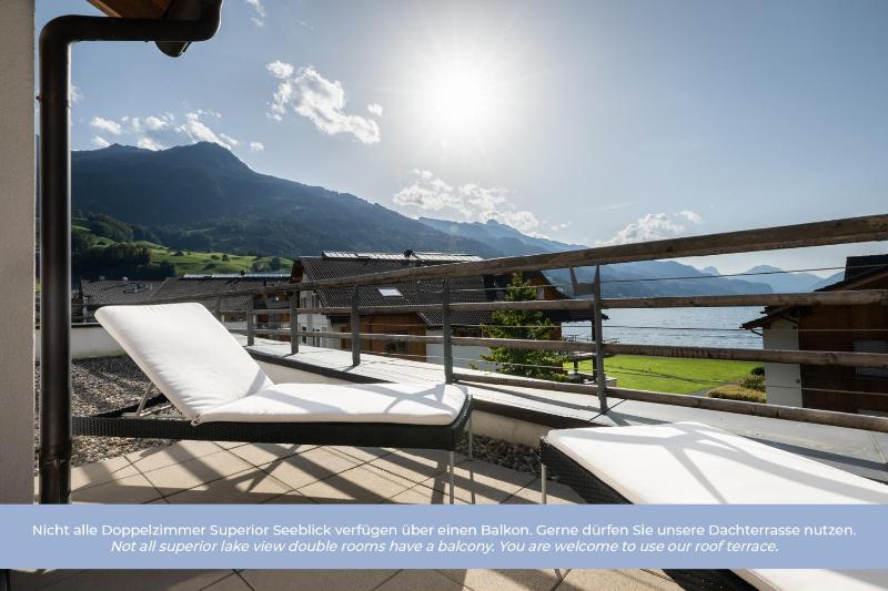 Superior Double Room with Lake View image 1