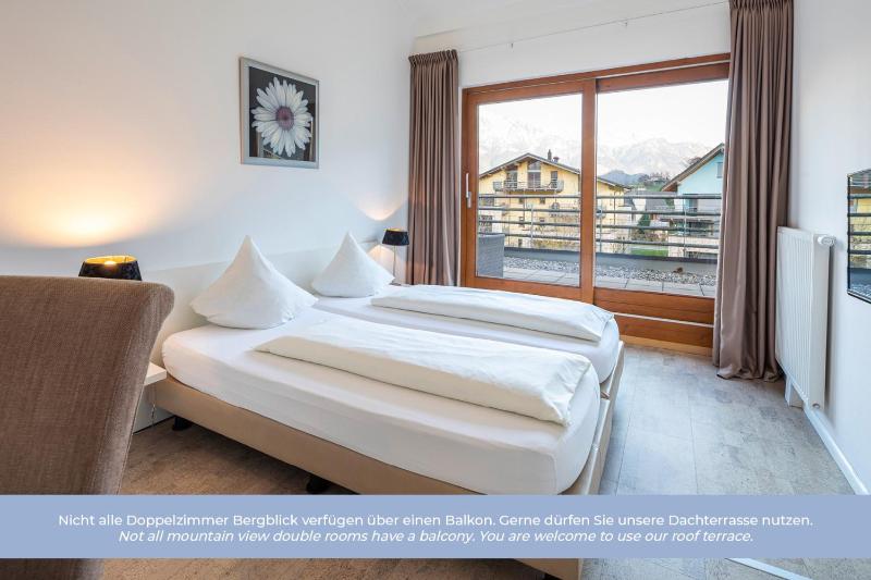 Double Room with Mountain View image 1