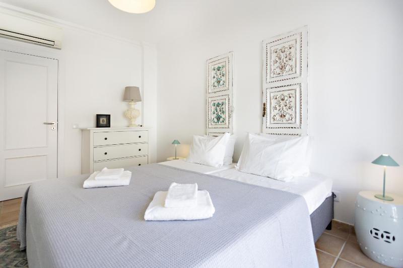 Cabanas Terrace - image 2