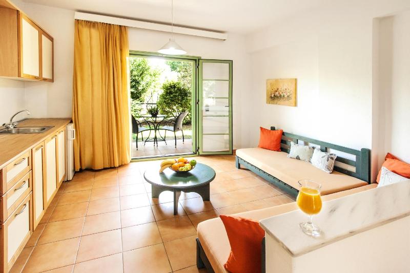 Hotel Dafni - image 37