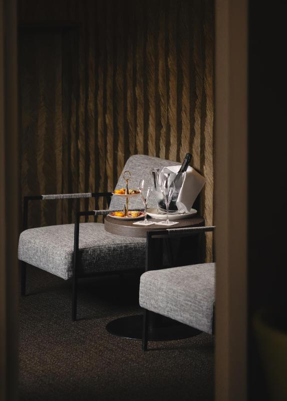 Superior Double Room image 3