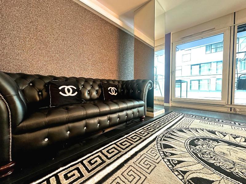 Luxury Apartment in Birmingham City Centre - image 13