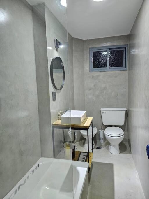 Exclusive Urban Apartment - image 13