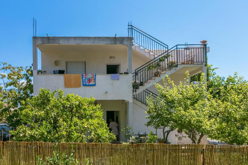 Apartments with parking space Kastel Stafilic Kastela - 20802 - image 8