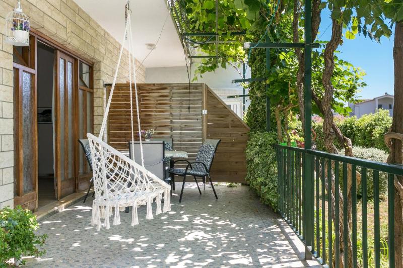 Apartments with parking space Kastel Stafilic Kastela - 20802 - image 24